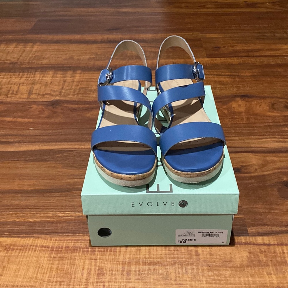 Easy Spirit Evolve Kassie Wedge Sandal - Medium Blue - 10M